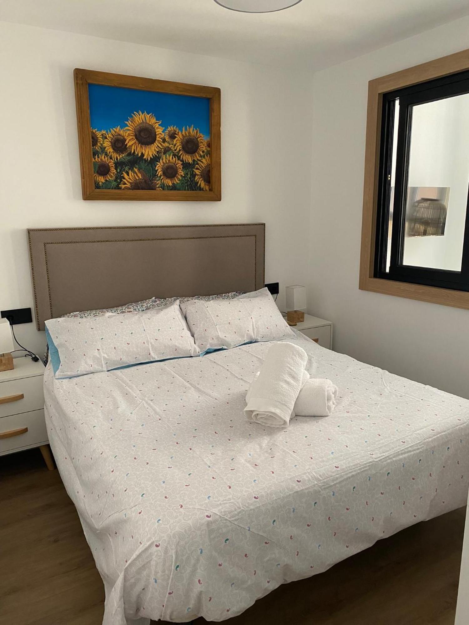 Casa Linda Lägenhet San Luis de Sabinillas Exteriör bild